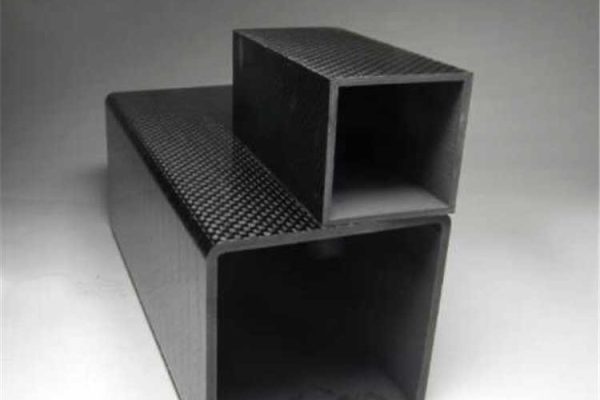 如何生产碳纤维方管？