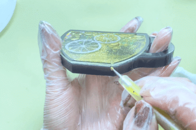 如何用树脂制作有趣的工艺水杯杯垫？