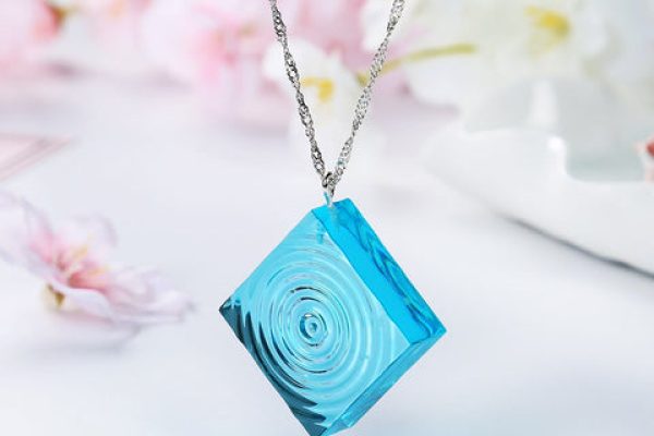 10 种最酷的树脂珠宝模具