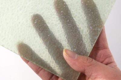 玻璃钢瓦在强风环境下的最大承受风速是多少？