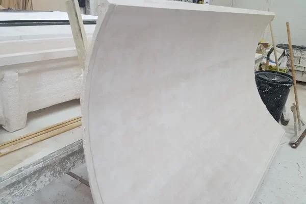 涂层对玻璃钢制品的耐腐蚀性有什么影响？