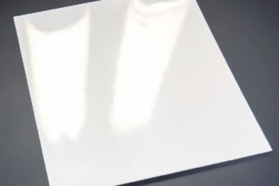 有哪些常用的涂层材料可以提高玻璃钢制品的耐腐蚀性能？