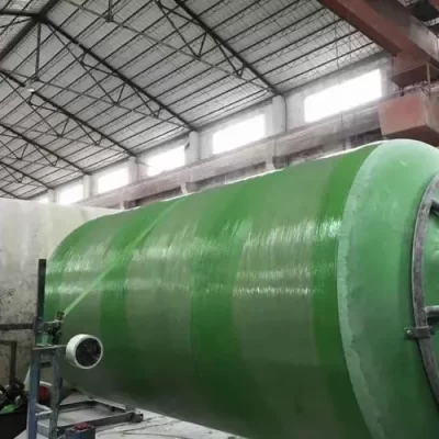 在选择玻璃钢材料时，如何评估其耐腐蚀性能？