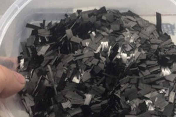 有没有已经商业化的碳纤维废料回收技术和工艺？