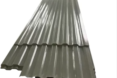 在恶劣的使用环境下，有哪些预防措施可以保护玻璃钢制品表面涂层？