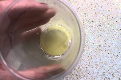 过量固化剂对树脂的耐候性有何影响？