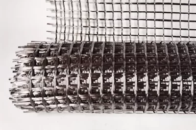 碳纤维网格布的高强度是否意味着它更脆弱或易碎？