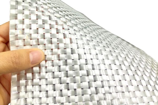 玻璃纤维方格布(玻纤编织布)可以相邻连续铺层吗？