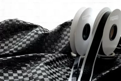 碳布的纤维密度如何影响其性能？