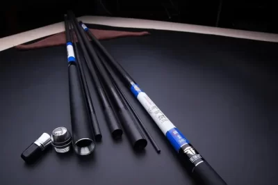 碳纤维布的导电性能与金属导体相比如何？