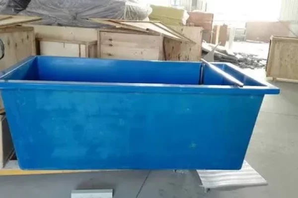 除了打胶有没有其他方法可以修补玻璃钢水箱的缝隙？