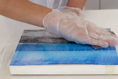 如何判断树脂制品中是否存在气泡？