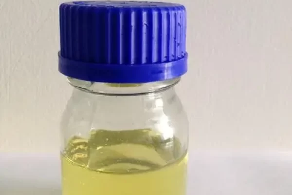 为什么环氧固化剂有时会在瓶子里变色？