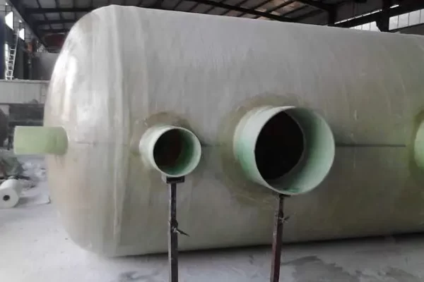 玻璃钢三油两布的施工做法