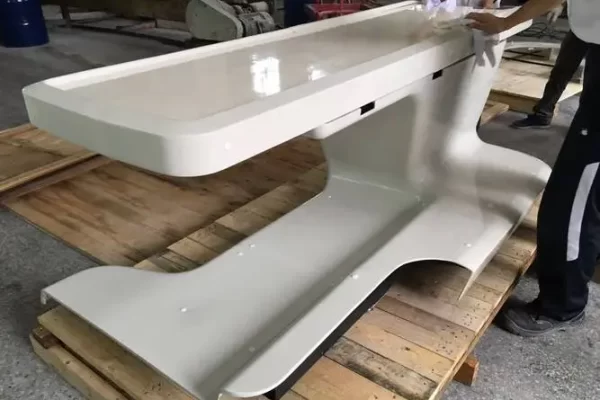 玻璃钢和铁皮的对比