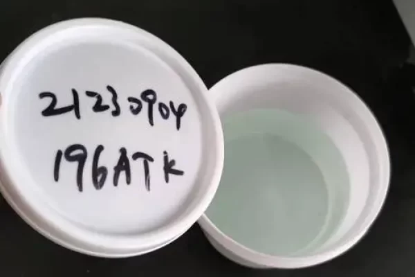 树脂是不是玻璃做的