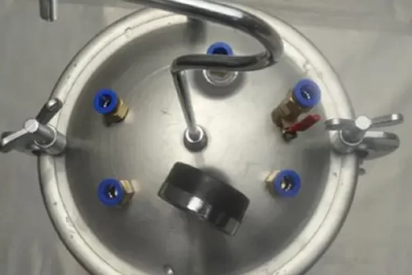 玻璃钢抽真空模具工艺要求