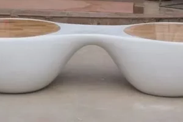 玻璃钢的魅力：轻盈、耐用、环保