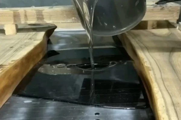 使用环氧树脂的安全工作（环氧树脂安全操作事项）