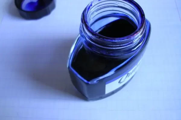 酒精油墨 - 非常受欢迎的树脂着色剂