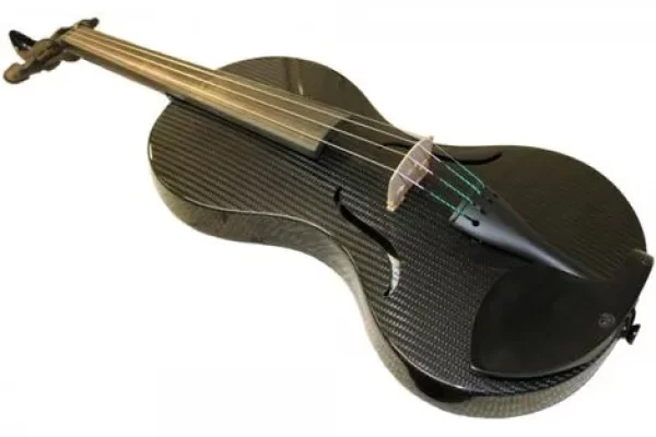 弦乐器中的碳纤维