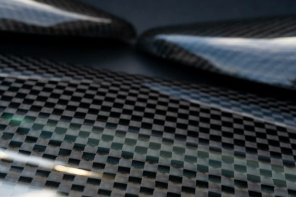 不同的碳纤维编织图案及其优势