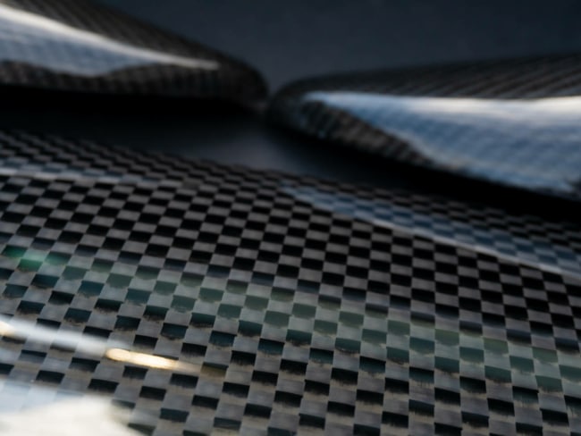 不同的碳纤维编织图案及其优势