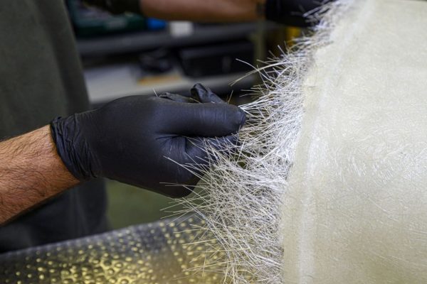 GRP和玻璃纤维一样吗？