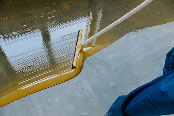 环氧地坪制造商在建筑行业中的作用