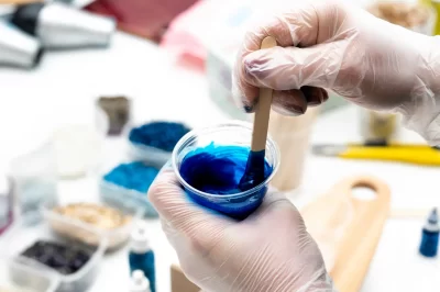 我可以将云母粉添加到油漆中吗？