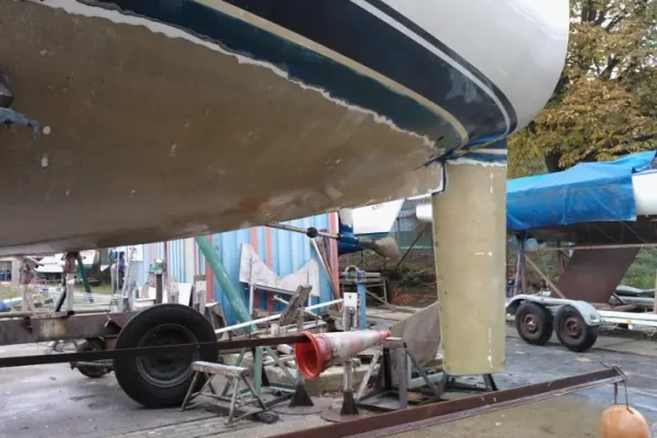 什么是船体胶衣渗透鼓泡？