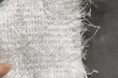 玻璃纤维布、玻璃纤维垫、碳纤维和 Kevlar®，彼此之间有何区别？