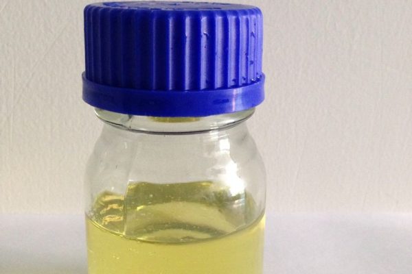 为何环氧树脂固化后呈黄色，不透明？