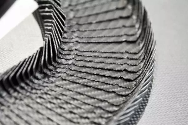 碳纤维比铝合金好在哪里？