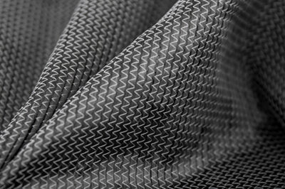 碳纤维增强塑料 (CFRP)：现代工程的轻量化奇迹