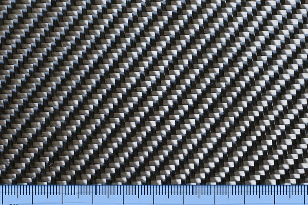 245 克斜纹编织碳纤维布 - 1.25 米宽