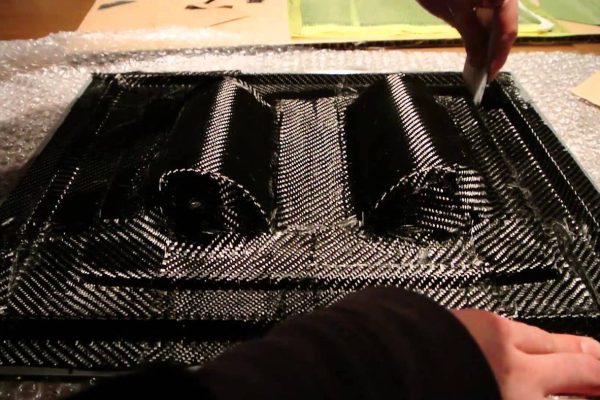 如何制作碳纤维零件？