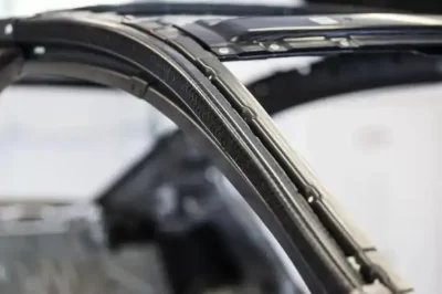 碳纤维板和铝会发生电偶腐蚀吗？