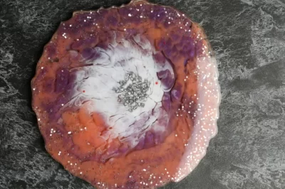 树脂随时间弯曲的常见原因：预防与修复