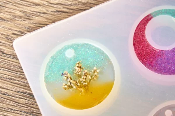 当树脂未固化且发粘时该怎么办？