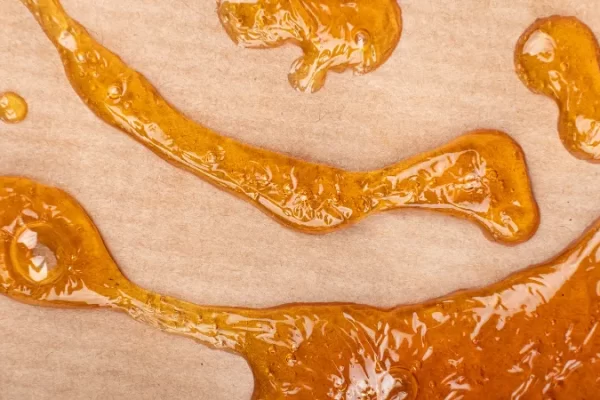 如何去除树脂表面的划痕？