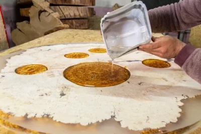 解和修复固化树脂中的裸点