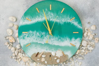 如何在家制作树脂时钟：分步指南