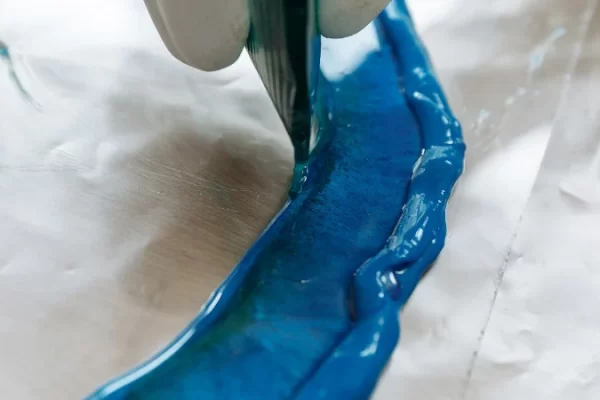 减少树脂艺术项目中气泡的 8 个最佳技巧