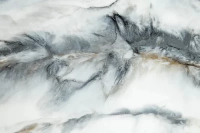 如何防止树脂项目中出现线条和条纹？