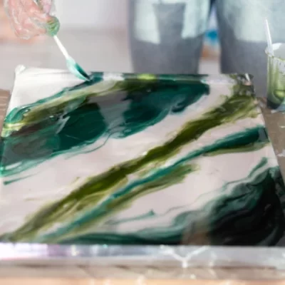 防止灰尘侵入树脂艺术的 10 个技巧