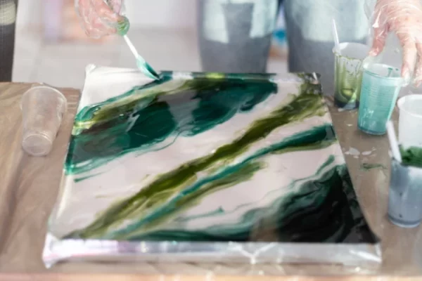 防止灰尘侵入树脂艺术的 10 个技巧