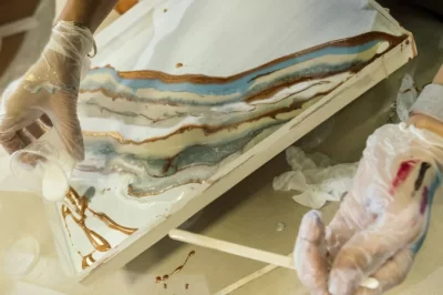 对于初学者而言，哪种环氧树脂产品最具成本效益？