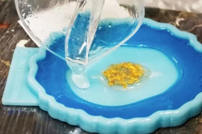 如何为我的环氧树脂工艺品制作模具？