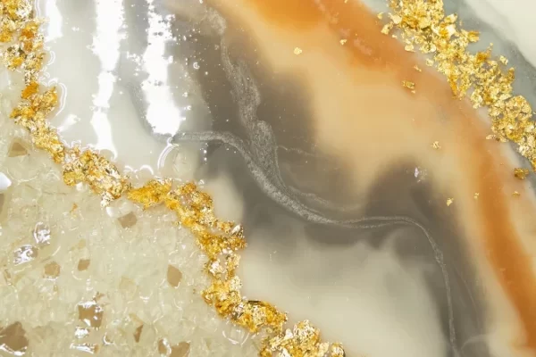 如何通过几个步骤使用环氧树脂艺术？